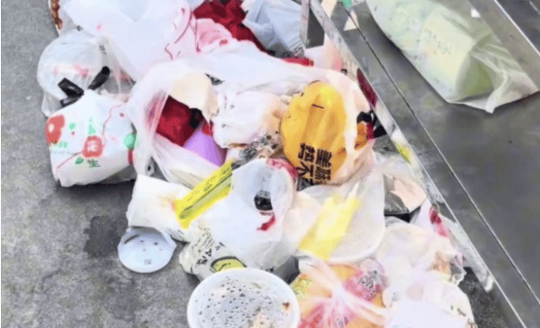 別讓外賣“滿減”成“浪費(fèi)”:西鳳酒

