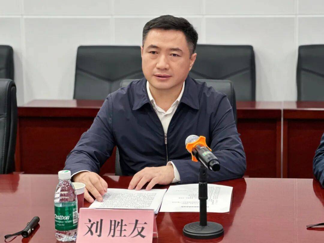 廣西北部灣港集團董事長劉勝友出任柳州市委副書記，提名為市長候選人:西鳳酒
