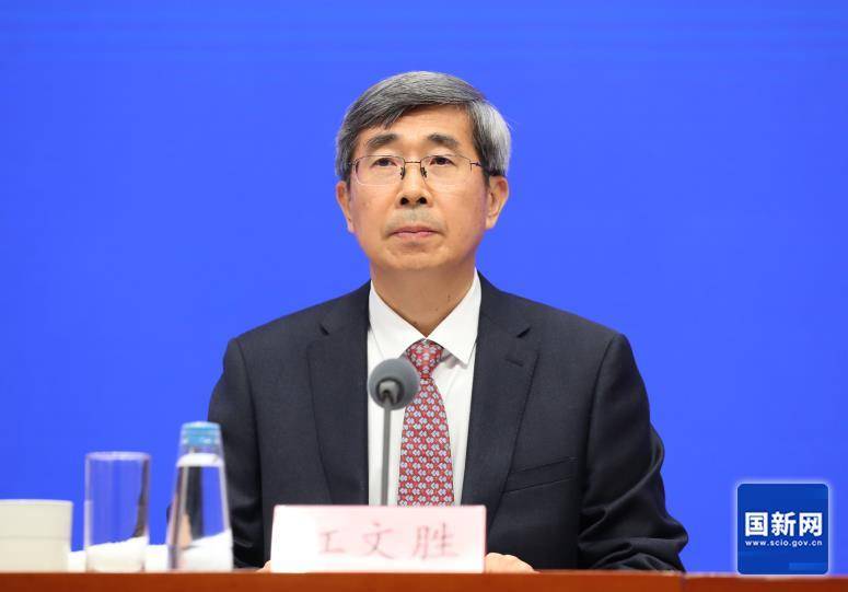 農(nóng)業(yè)農(nóng)村部副部長(zhǎng)：在尊重農(nóng)民意愿基礎(chǔ)上<strong></p>
<p>西鳳酒
</strong>，對(duì)農(nóng)村宴席類別、桌數(shù)、菜品費(fèi)用等提出倡導(dǎo)性標(biāo)準(zhǔn):西鳳酒
