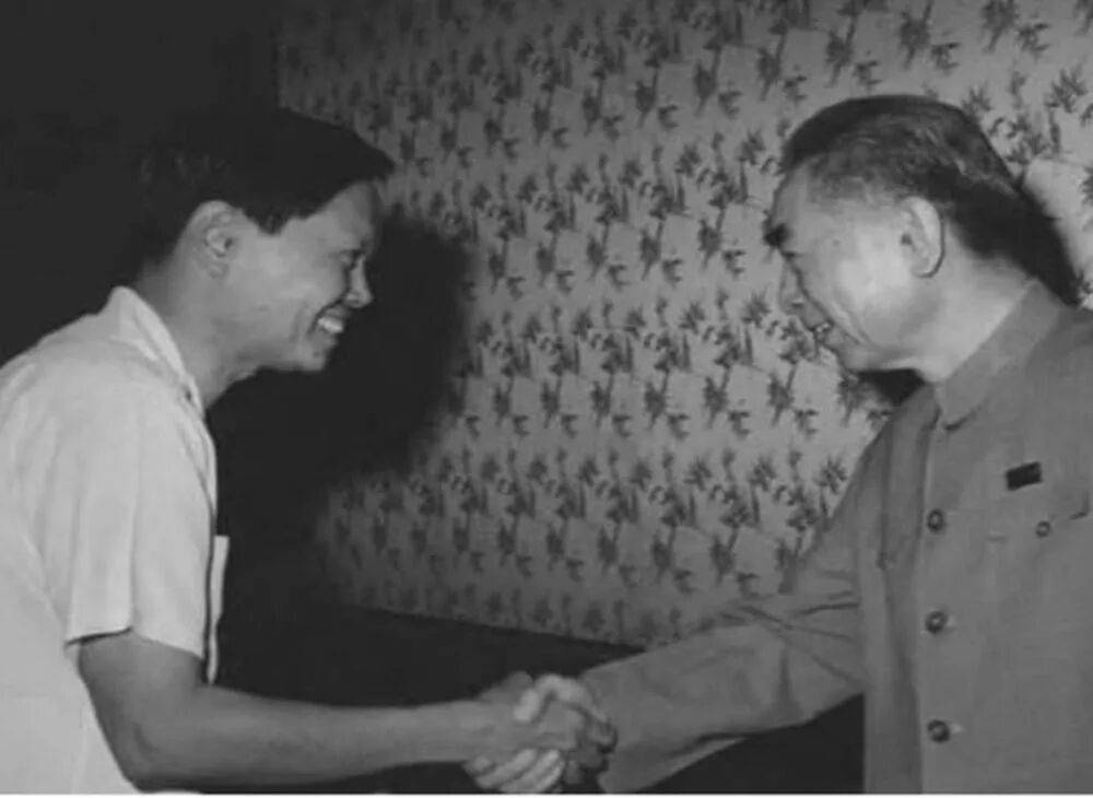 “大先生”千古<strong></p>
<p>西鳳酒
</strong>，楊振寧的一生:西鳳酒
