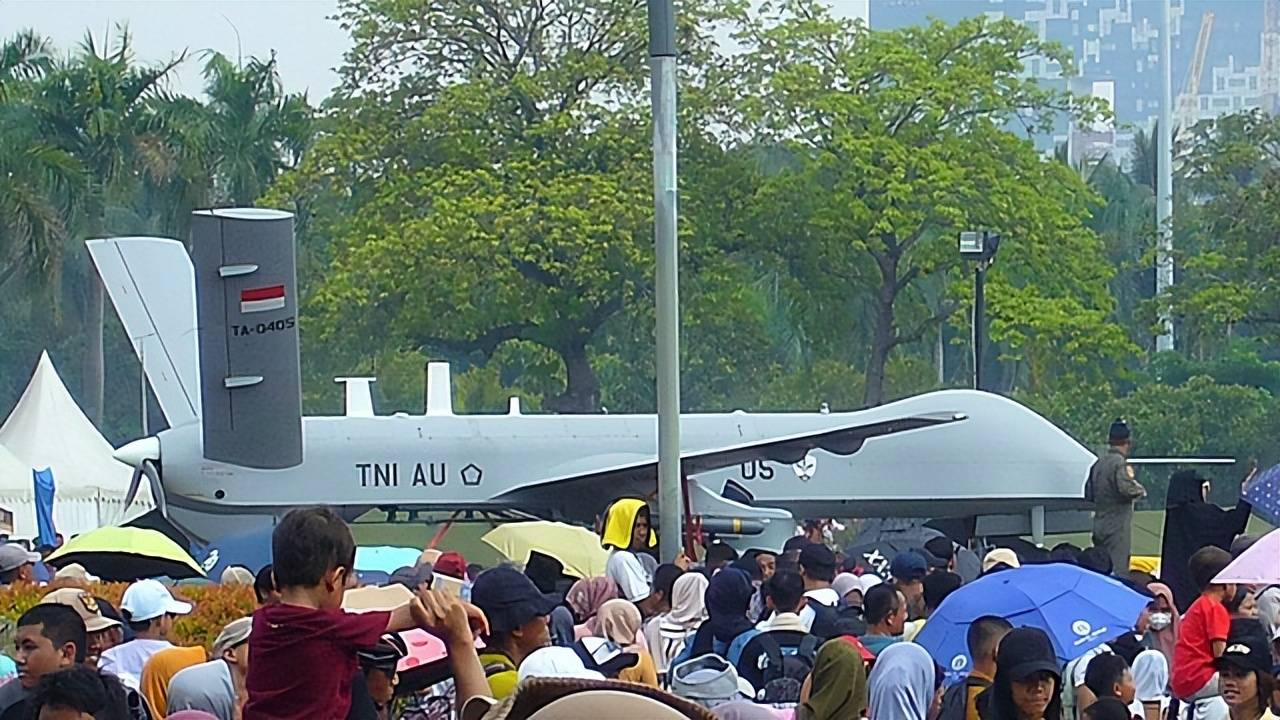 實(shí)錘！殲10出口第四單穩(wěn)了<strong></p>
<p>西鳳酒
</strong>，印尼防長(zhǎng)親口承認(rèn)，還有052D艦驚喜？:西鳳酒
